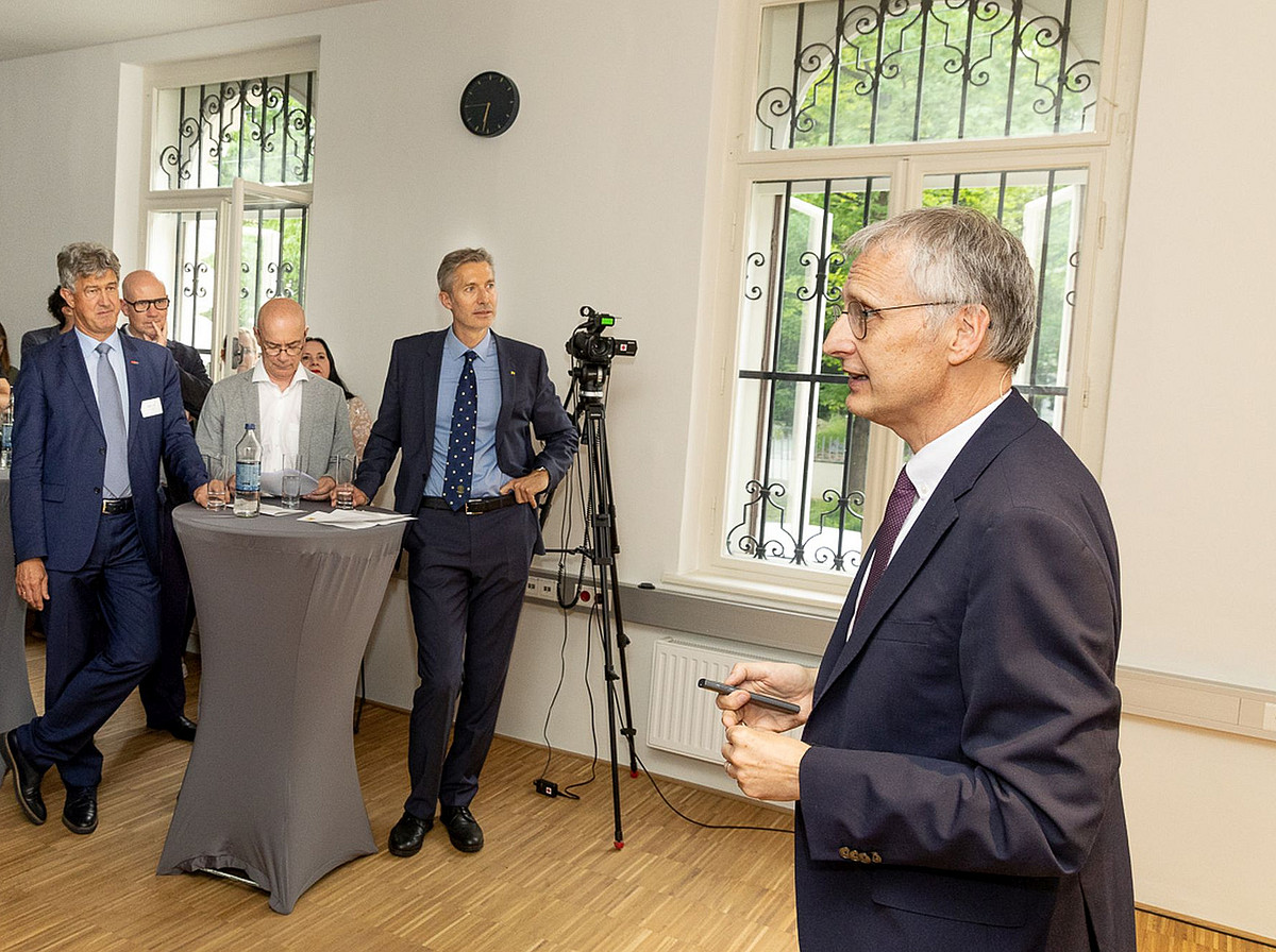 Uni Graz Erfolgreiches Netzwerkevent „Bridging the gap between